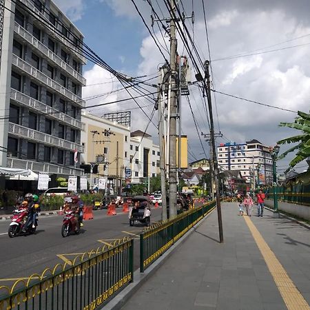 Setia Backpacker Hostel Yogyakarta Exterior photo